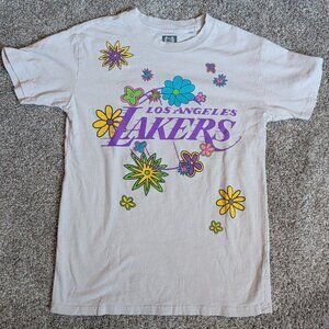 Ultra Game NBA Los Angeles Lakers Size Small Gray/Purple Floral Short Sleeve